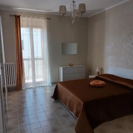 La Reggia Del Corso 公寓 维耶斯泰
